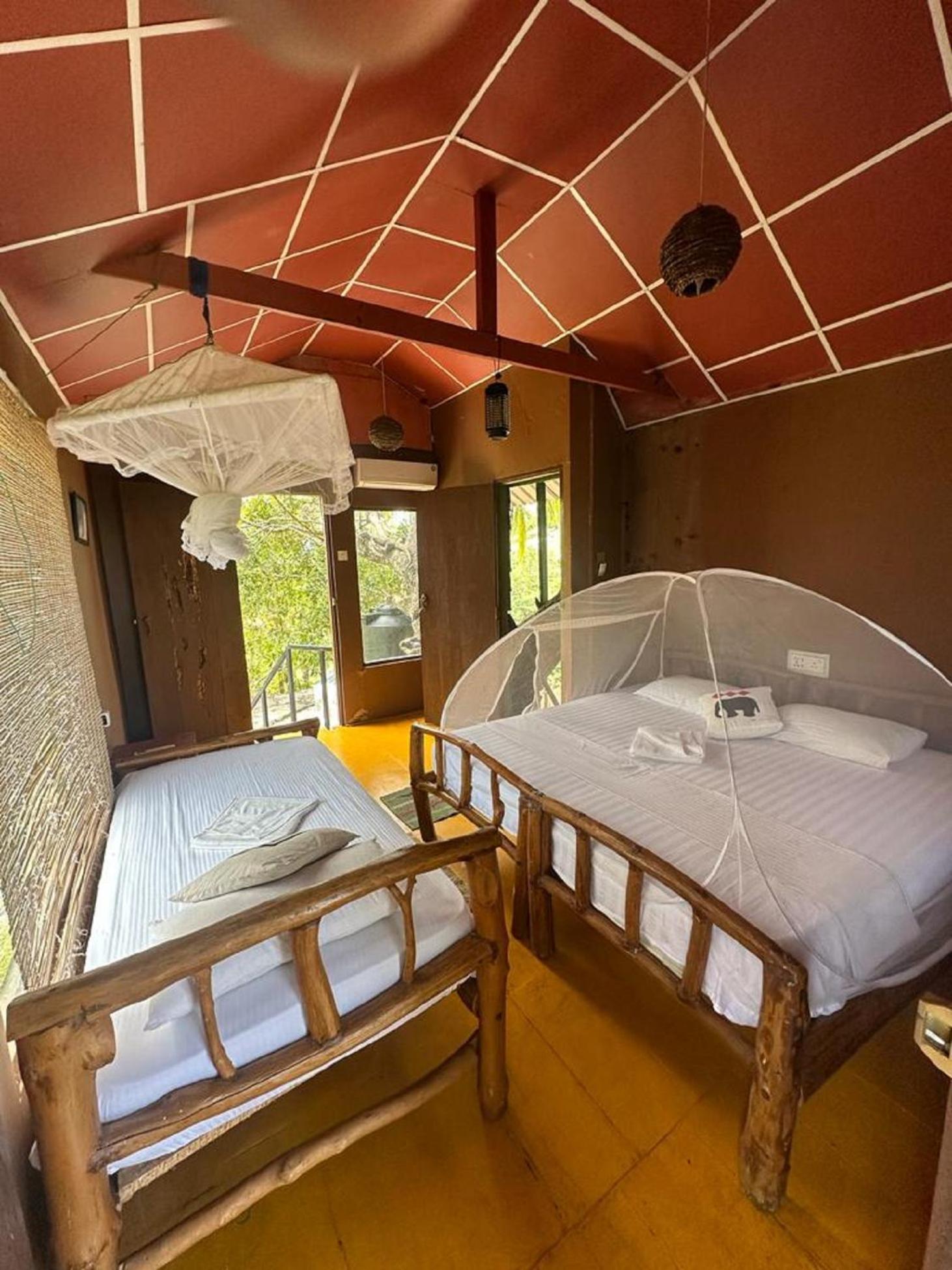 Готель Yala Eco Tree House New Тіссамахарама Екстер'єр фото
