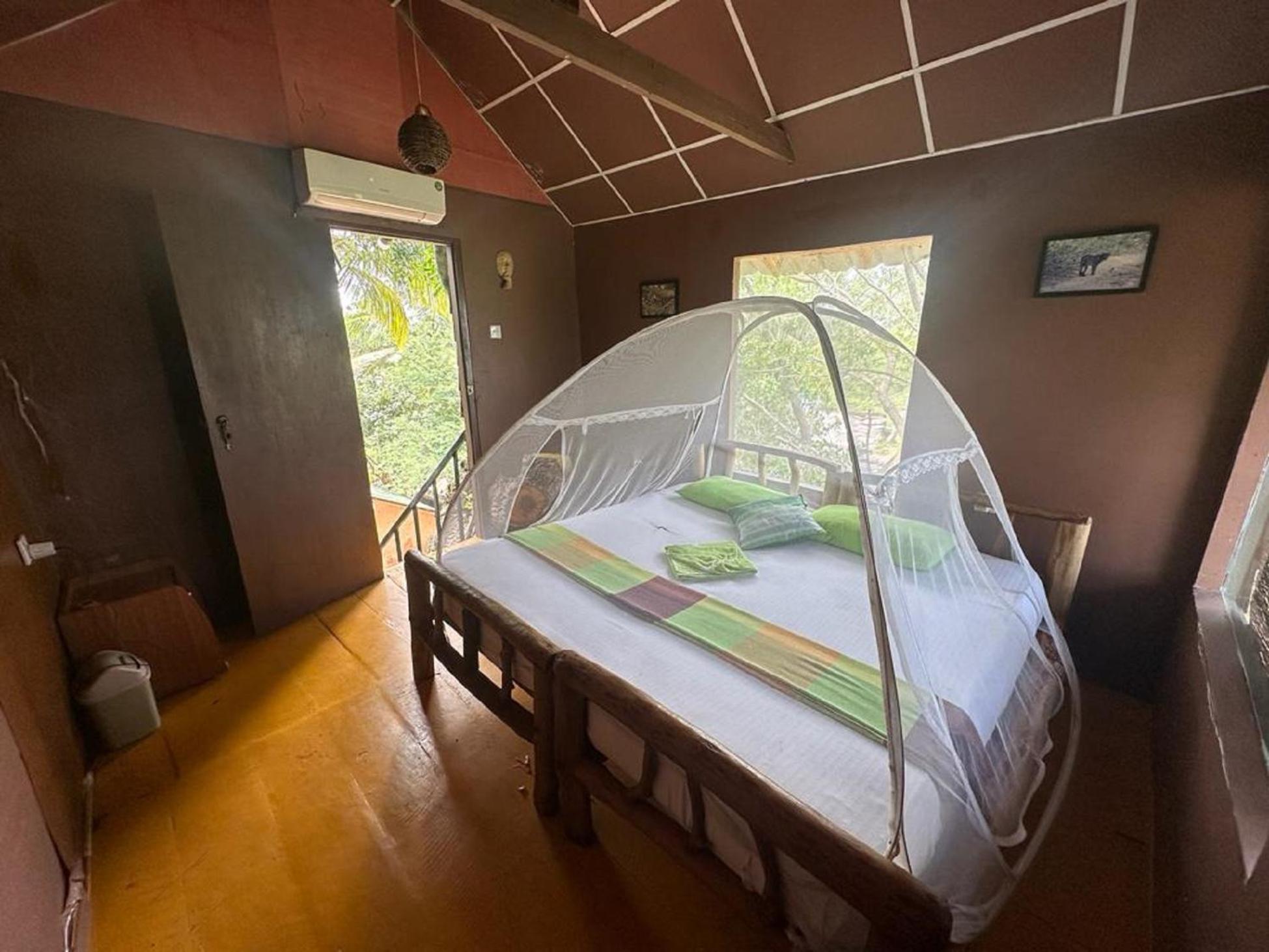 Готель Yala Eco Tree House New Тіссамахарама Екстер'єр фото